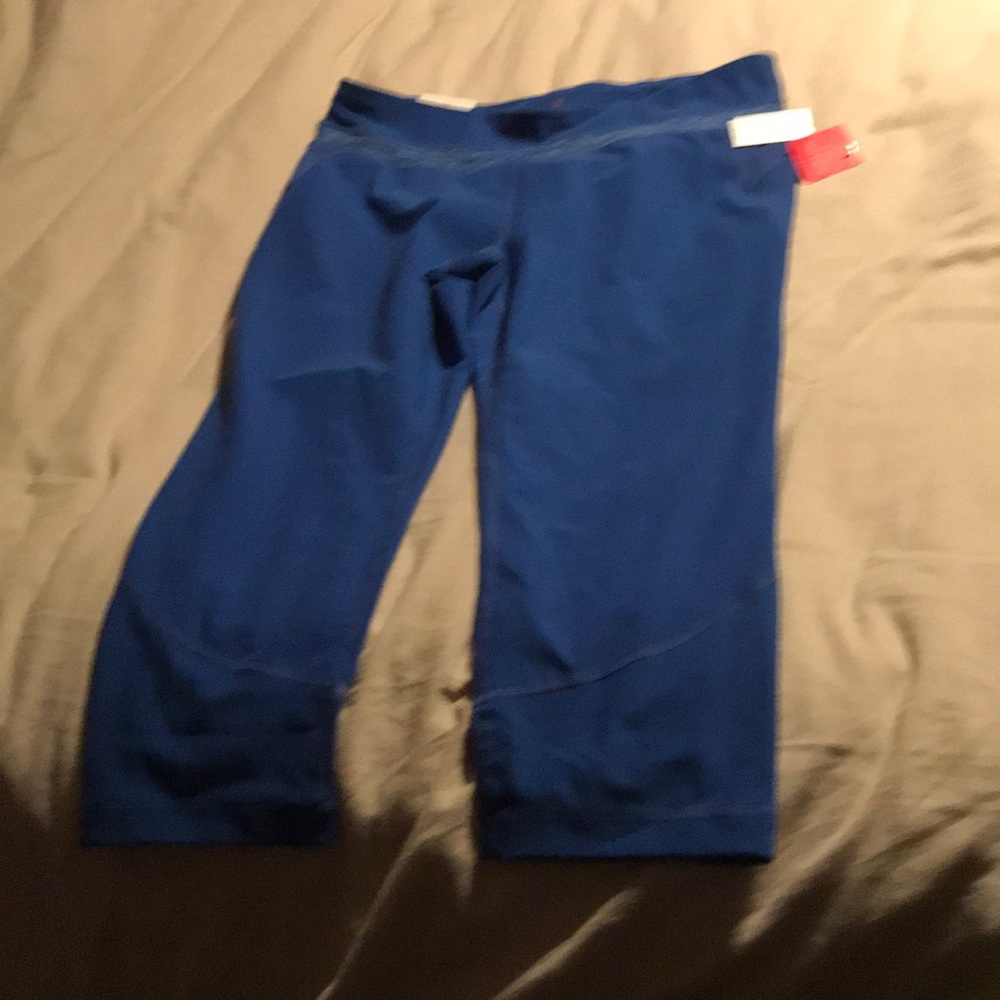 Capri workout pants